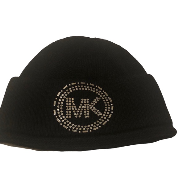 Michael Kors Accessories - MK Michael KORS Knit Beanie Boggin Skull Hat
